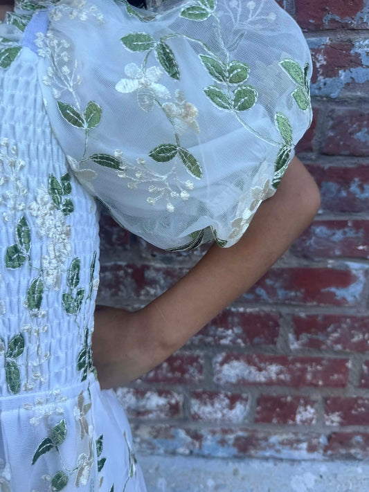 Macy dress in white & green